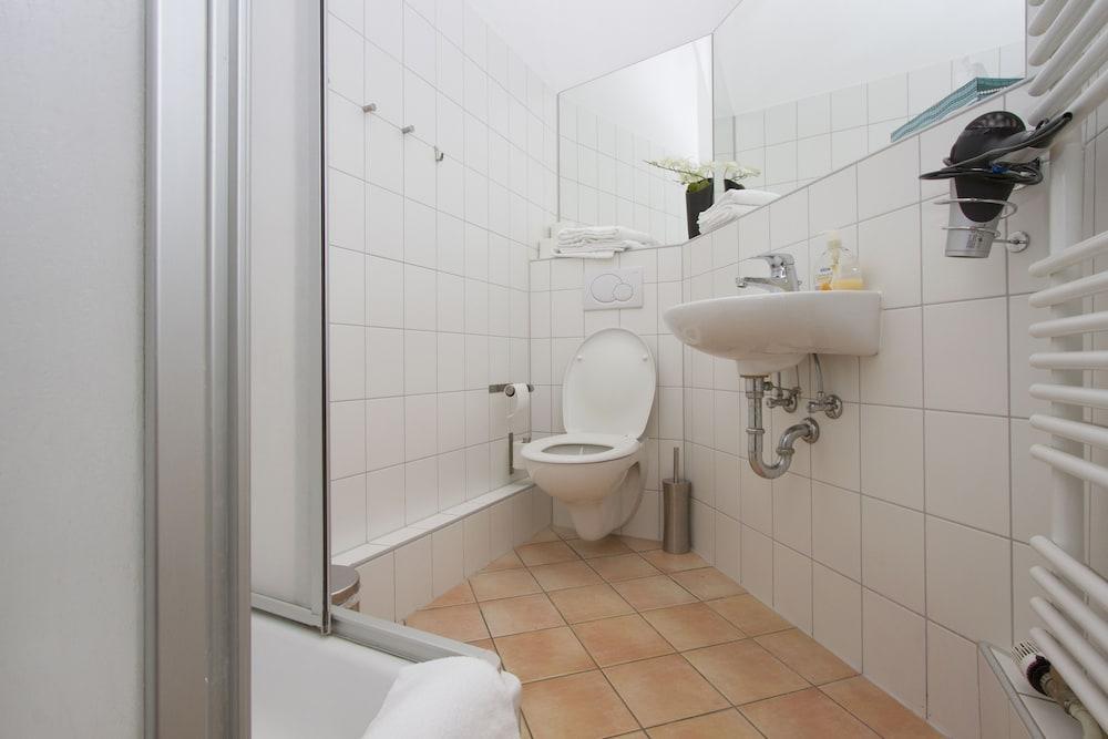 Limehome Berlin Malmoeer Strasse Экстерьер фото