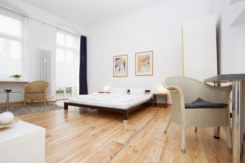 Limehome Berlin Malmoeer Strasse Экстерьер фото